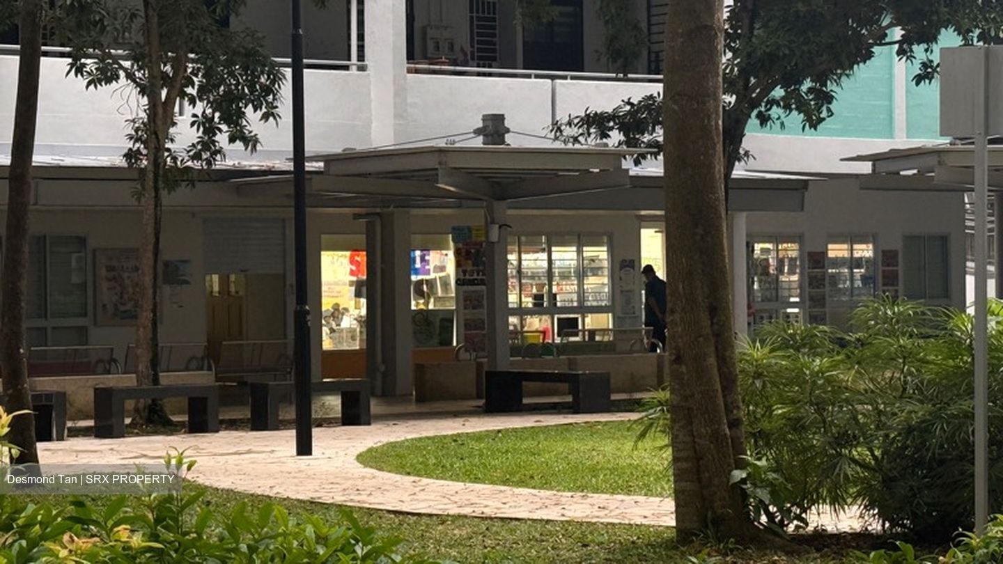 Clementi Meadows (D5), Shop House #584453351